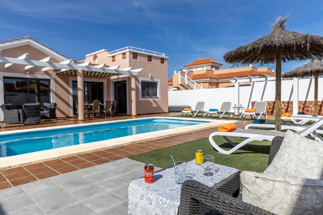 Villa With Private Pool, Near Beach And Golf Caleta De Fuste- Villa Charlotte Коста-де-Антигуа Экстерьер фото