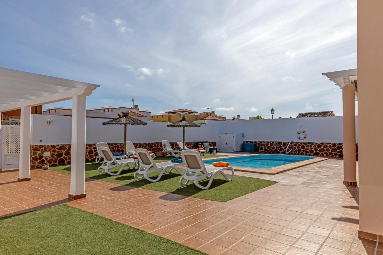 Villa With Private Pool, Near Beach And Golf Caleta De Fuste- Villa Charlotte Коста-де-Антигуа Экстерьер фото