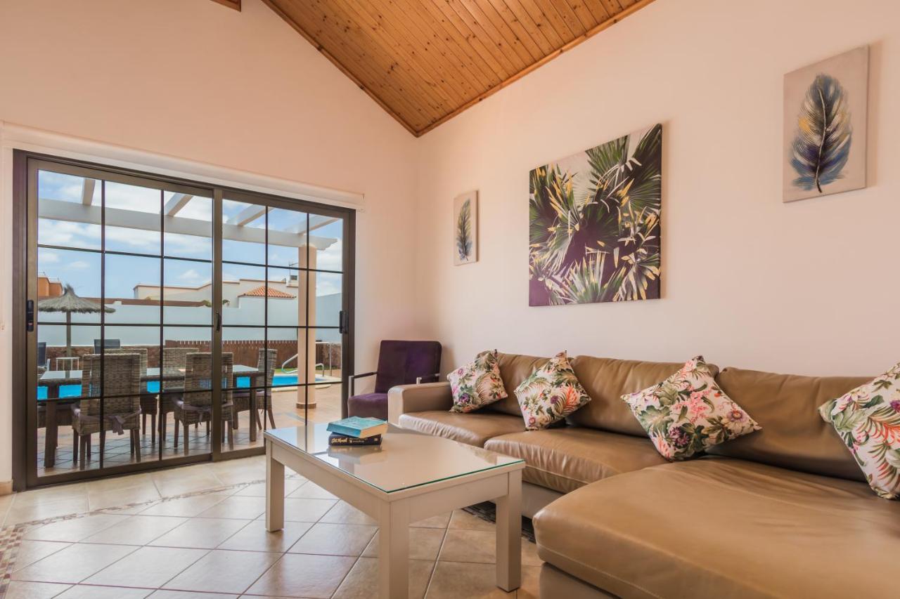 Villa With Private Pool, Near Beach And Golf Caleta De Fuste- Villa Charlotte Коста-де-Антигуа Экстерьер фото