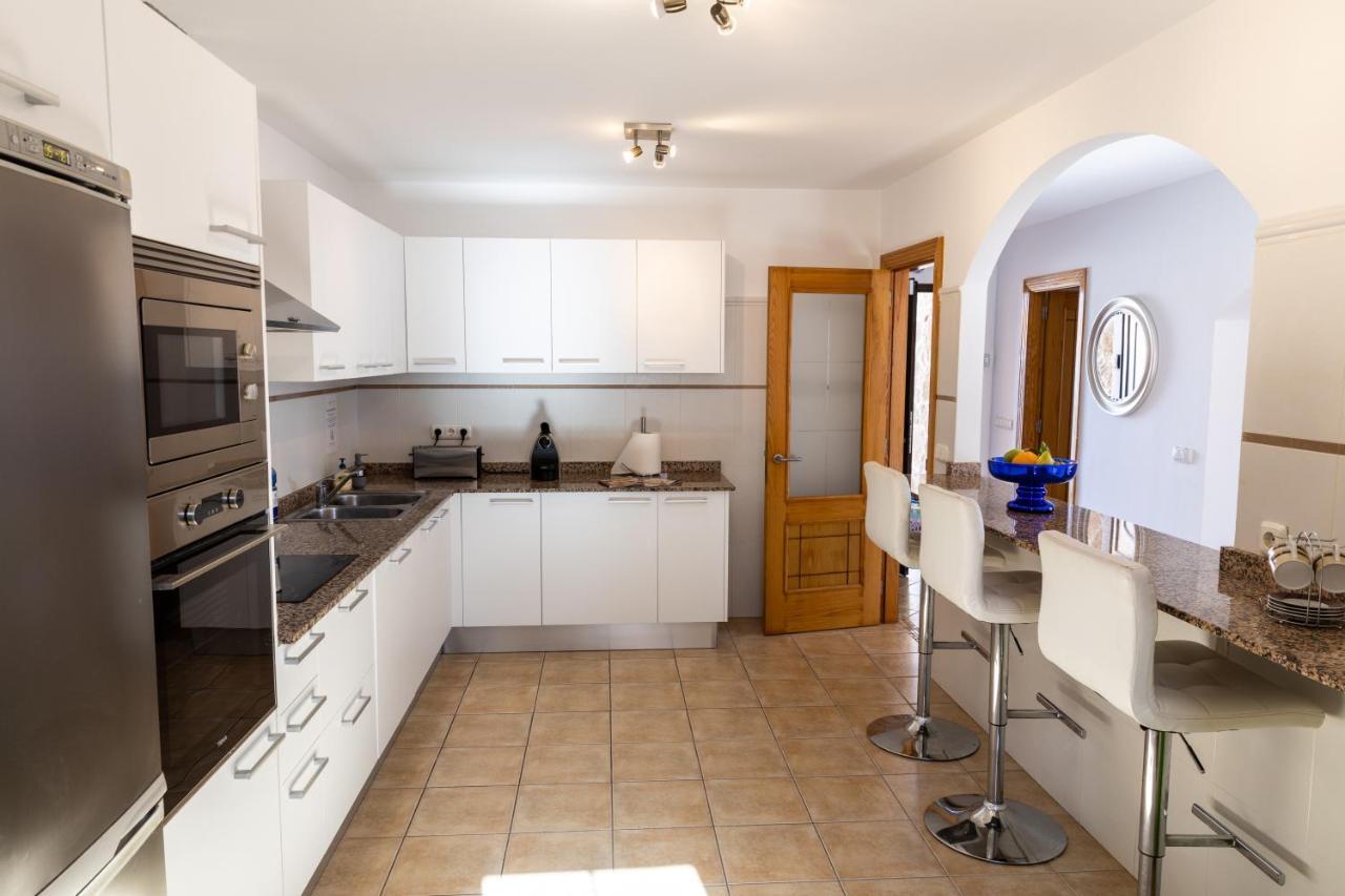 Villa With Private Pool, Near Beach And Golf Caleta De Fuste- Villa Charlotte Коста-де-Антигуа Экстерьер фото